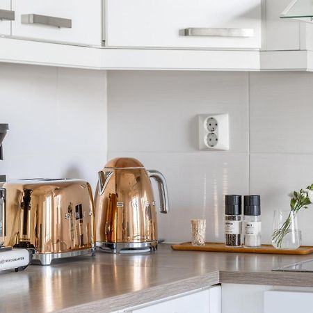Modern Apartment With Sauna And Free Parking กัวปิโอ ภายนอก รูปภาพ